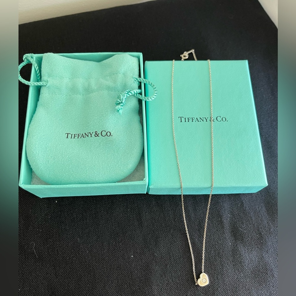 Tiffany & Co. Picasso Diamond Modern Heart Pendant Necklace 16 In